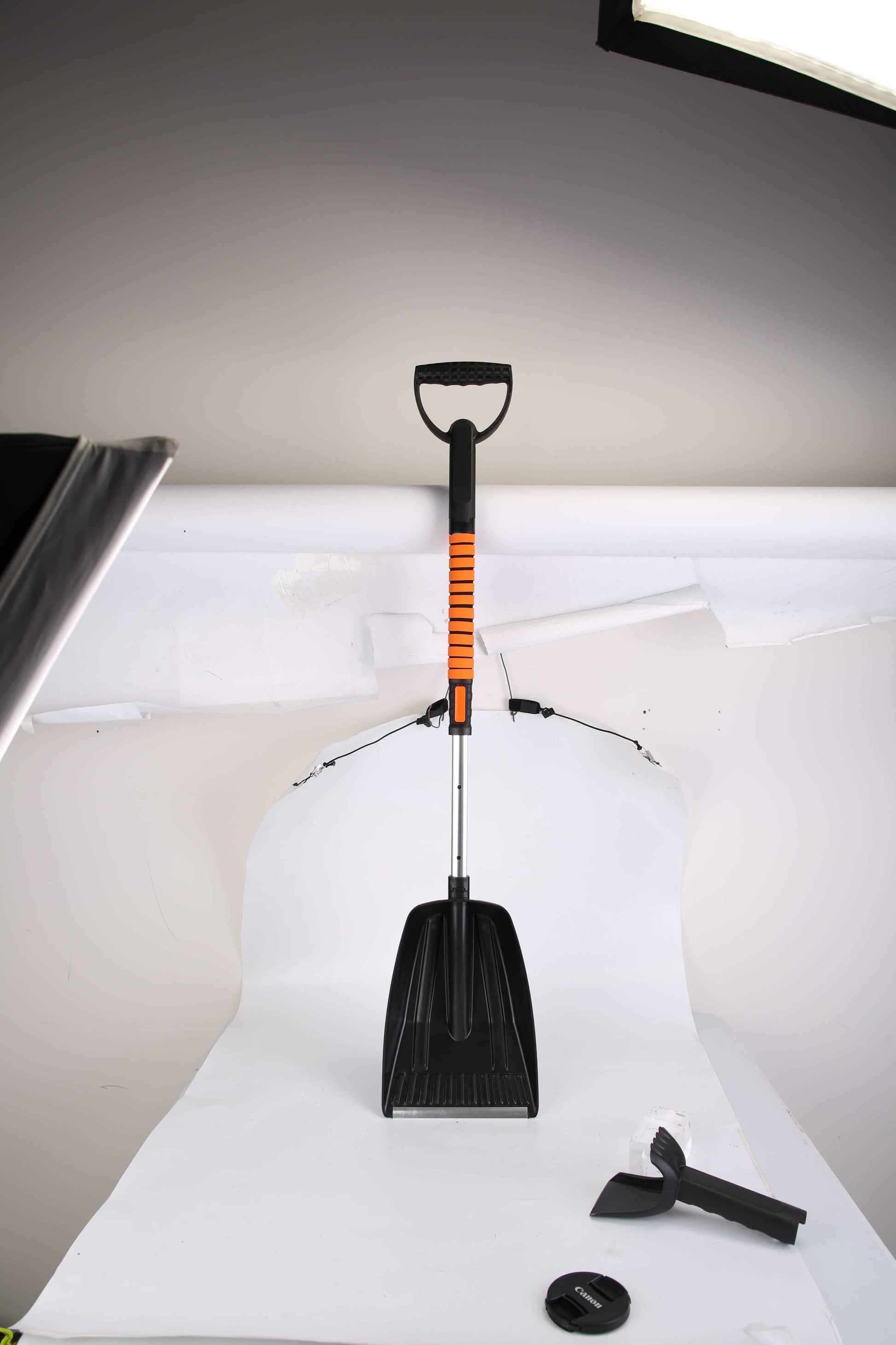 1Pc 5 In 1 Detachable Snow Remover Kits Extendable Ice Scraper Snow Shovel 180Degree Adjustable Snow Brush Head For Car Windshield Roof